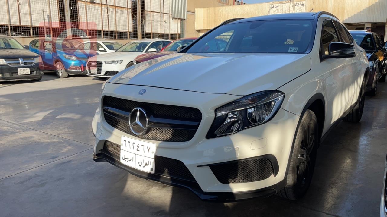 مێرسێدس بێنز GLA